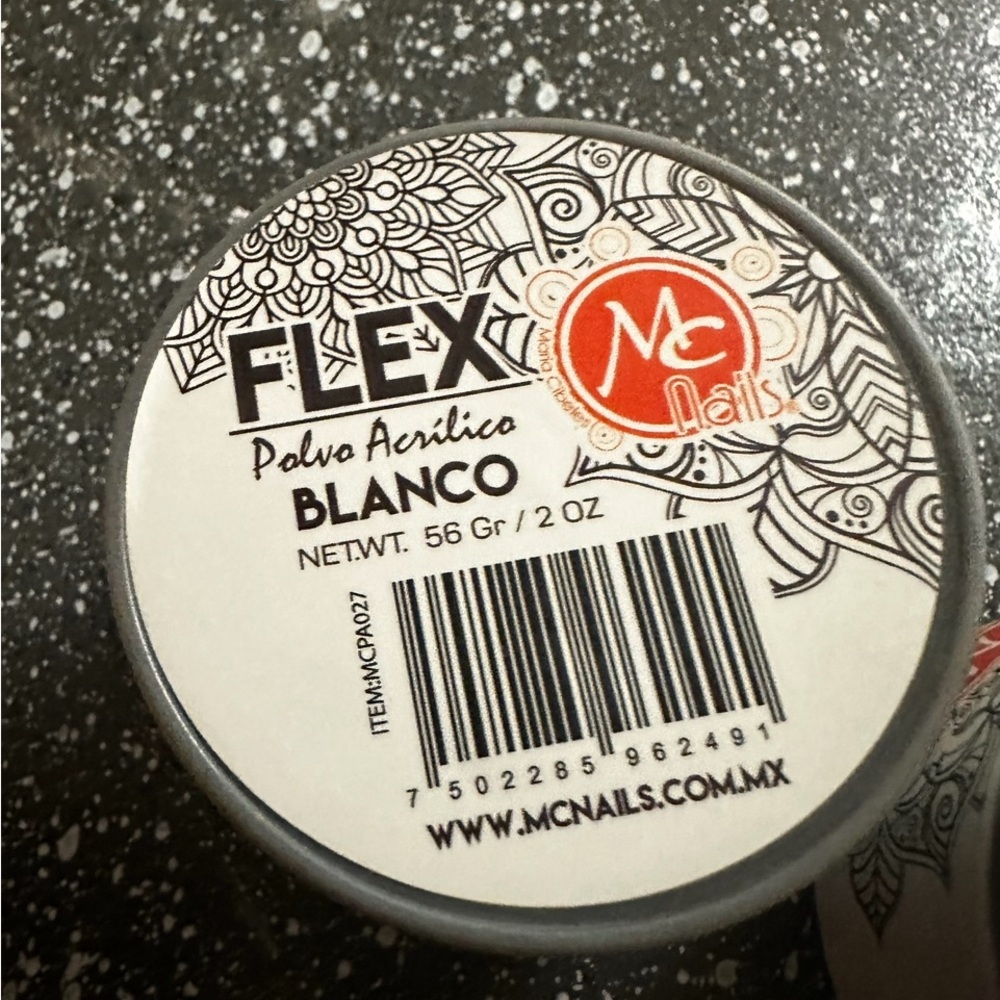 MC Nails Flex Acrylic Powder in White